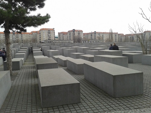 HolocaustMahnmal.jpg